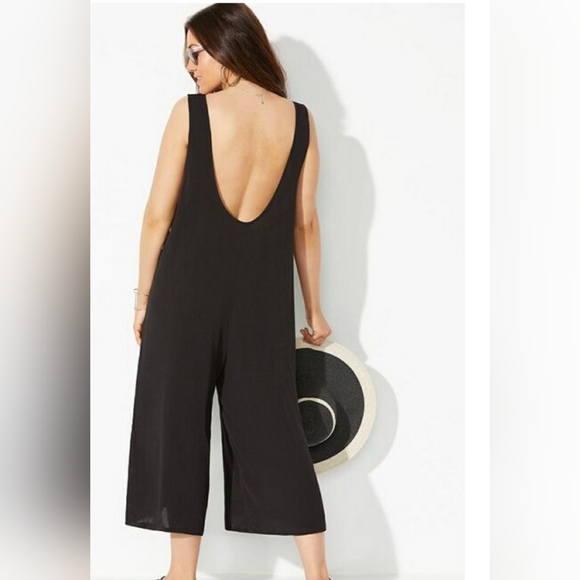 Casual, breezy jumpsuit - Picture 3 of 3